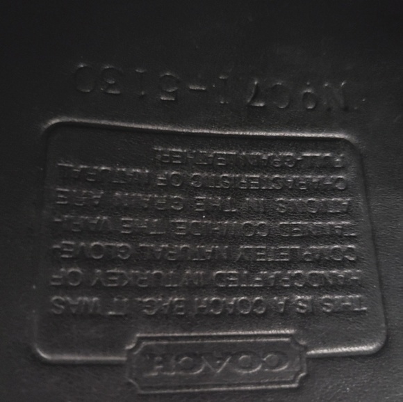 Vintage Coach crossbody bag 9×9 - Picture 6 of 7